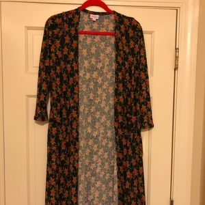 Nwt LulaRoe xs Floral Sarah